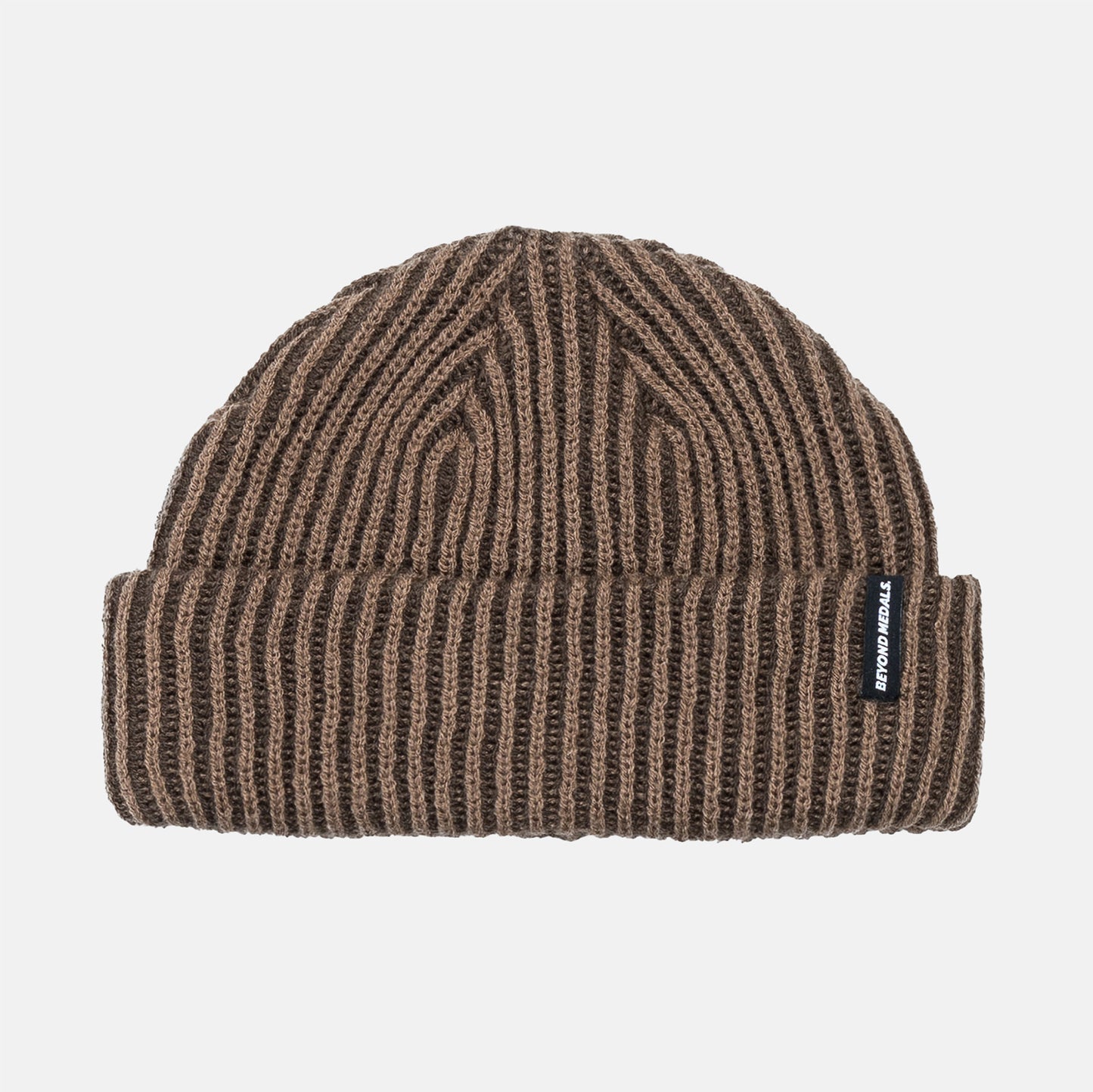 Beyond Medals Short Beanie - Brown Braun Bild 1
