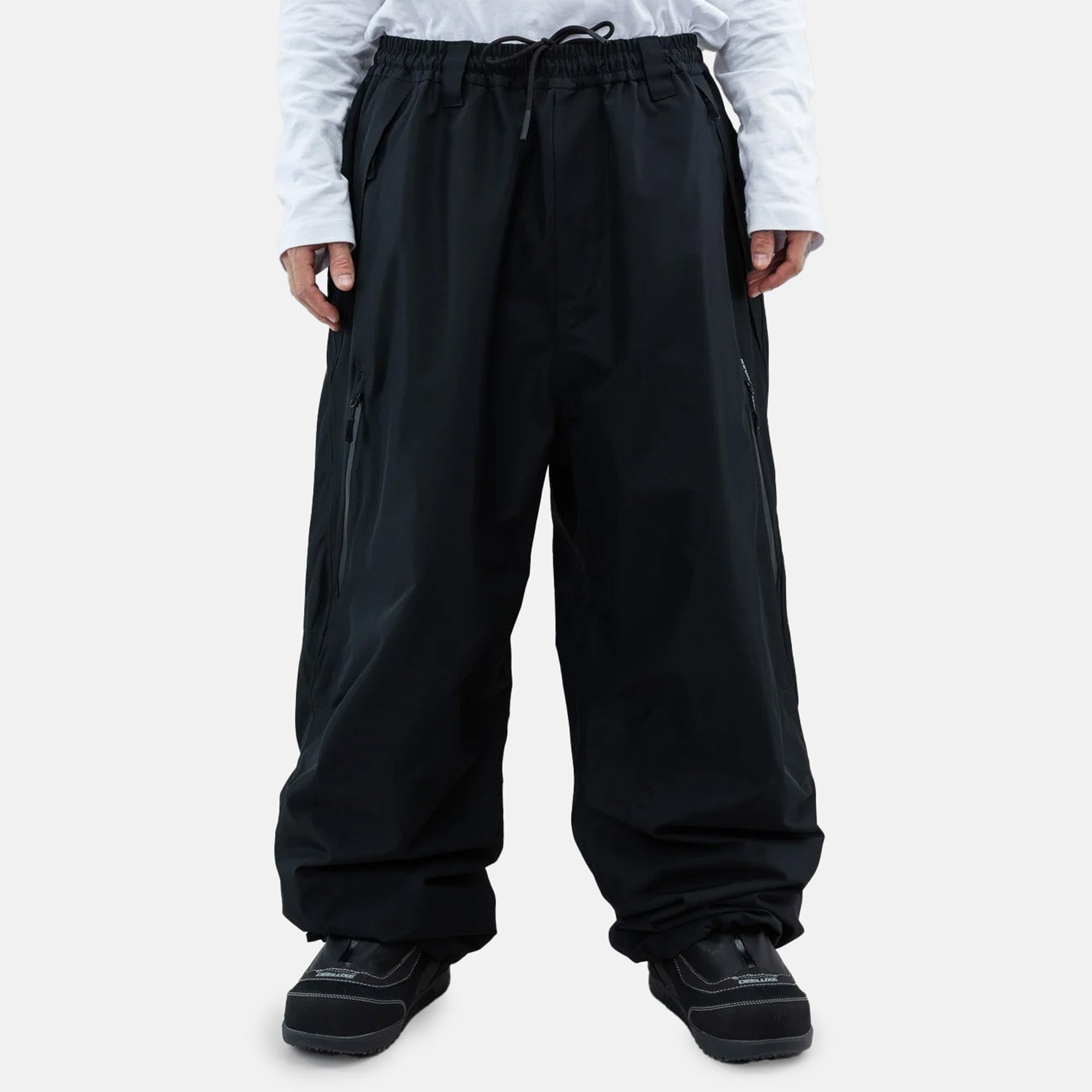 Beyond Medals Zip Park Pant - Black Schwarz Bild 1